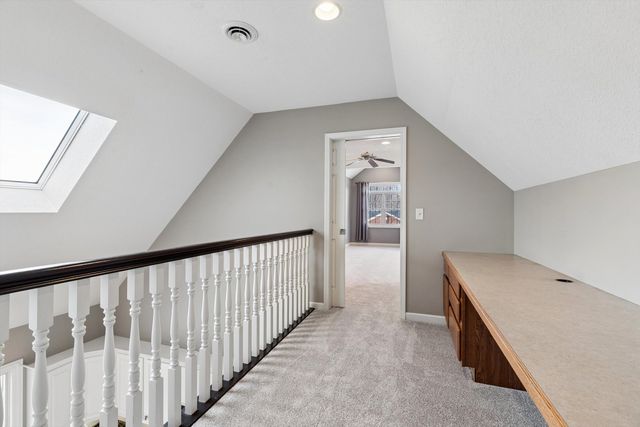 5160 Charter Oaks Drive, Bettendorf, IA 52722