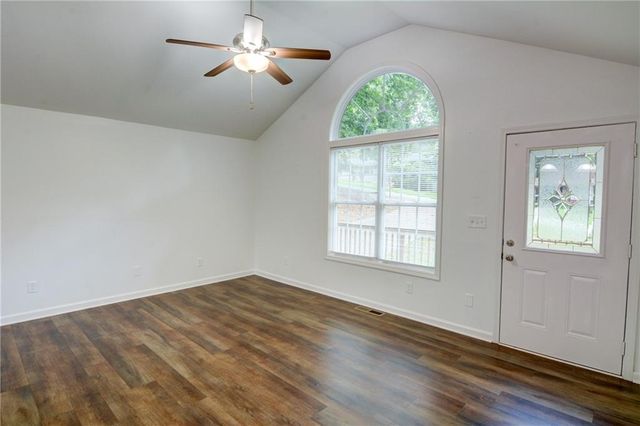 649 Monticello Drive SW, Mableton, GA 30126