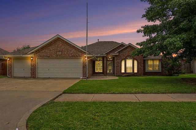 8204 NW 64th Terrace, Oklahoma City, OK 73132