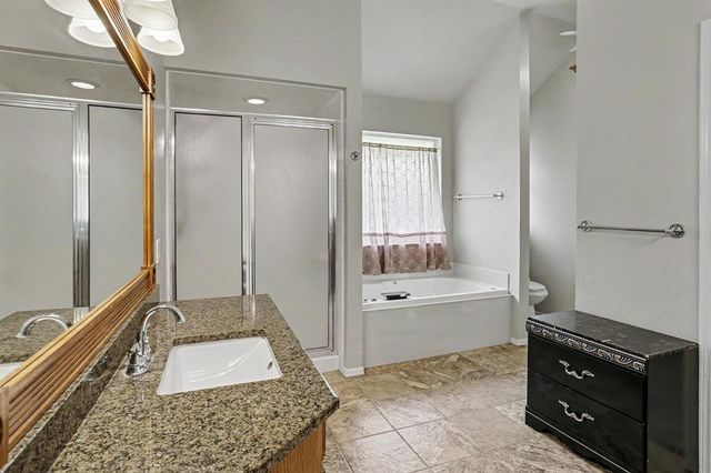 8204 NW 64th Terrace, Oklahoma City, OK 73132