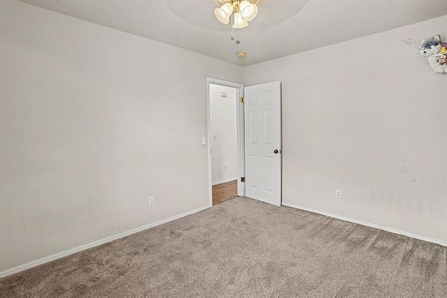 8204 NW 64th Terrace, Oklahoma City, OK 73132
