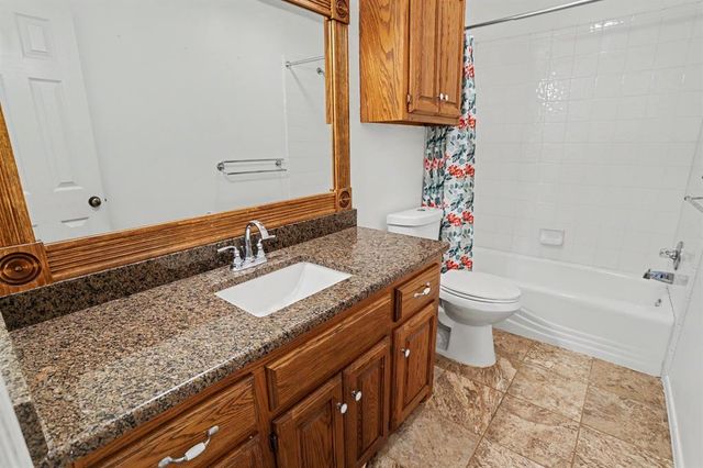 8204 NW 64th Terrace, Oklahoma City, OK 73132