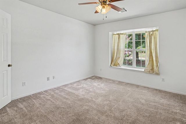 8204 NW 64th Terrace, Oklahoma City, OK 73132