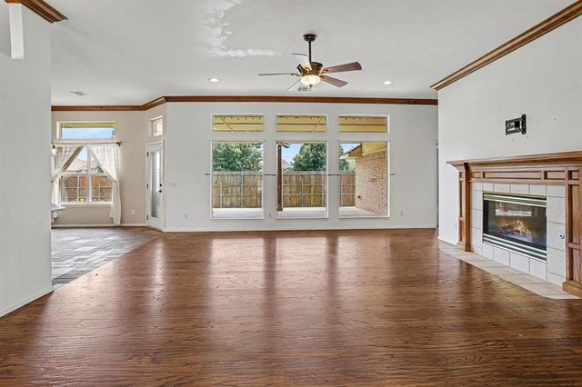 8204 NW 64th Terrace, Oklahoma City, OK 73132
