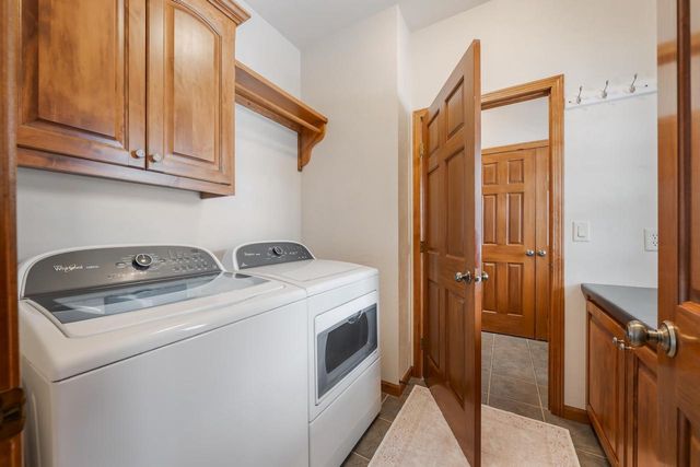 W6054 ZINNIA DRIVE, Appleton, WI 54915