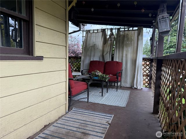 6129 S Park Avenue, Tacoma, WA 98408