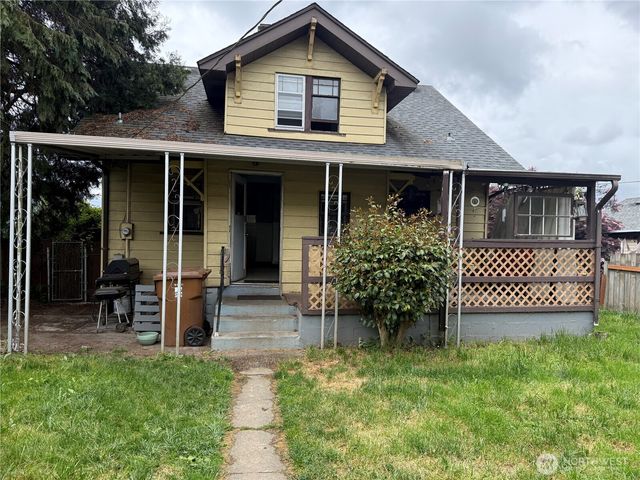 6129 S Park Avenue, Tacoma, WA 98408