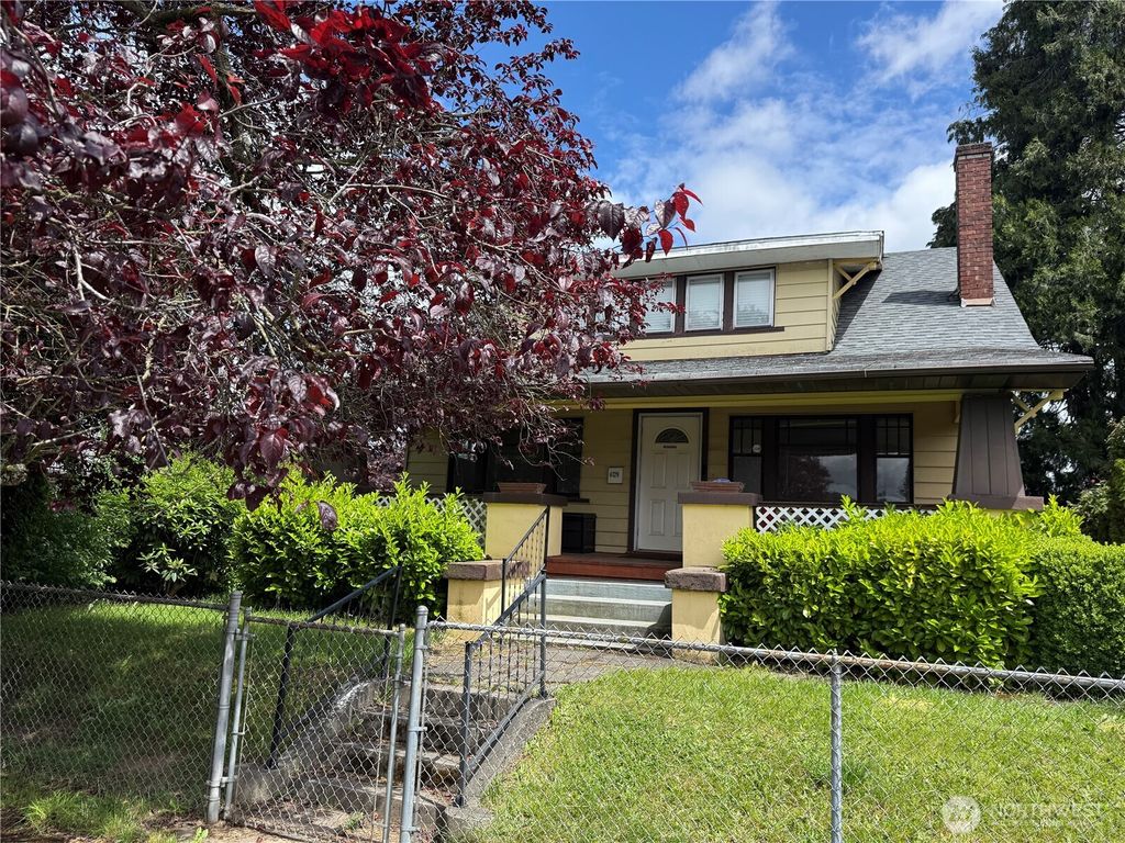 6129 S Park Avenue, Tacoma, WA 98408