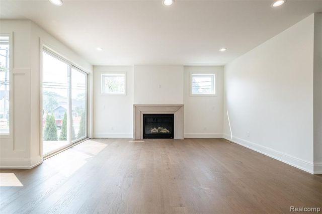 3800 Linwood Avenue, Royal Oak, MI 48073