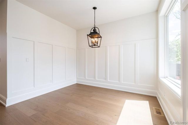 3800 Linwood Avenue, Royal Oak, MI 48073