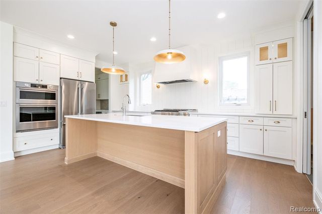 3800 Linwood Avenue, Royal Oak, MI 48073