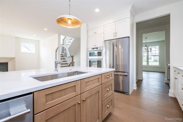 3800 Linwood Avenue, Royal Oak, MI 48073