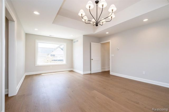 3800 Linwood Avenue, Royal Oak, MI 48073