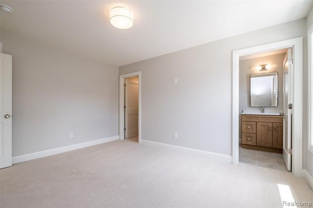 3800 Linwood Avenue, Royal Oak, MI 48073