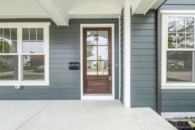 3800 Linwood Avenue, Royal Oak, MI 48073