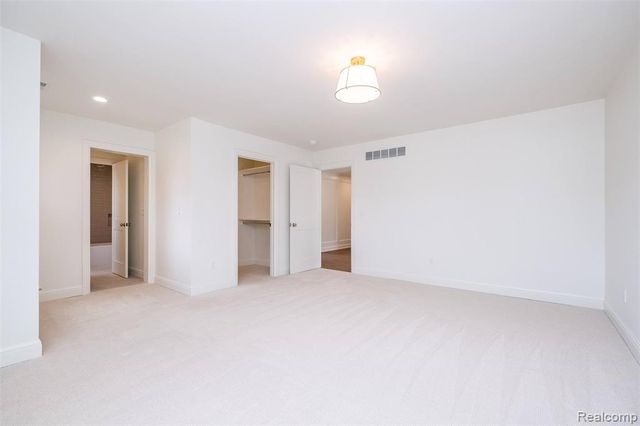 3800 Linwood Avenue, Royal Oak, MI 48073