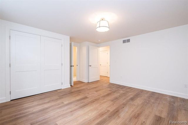 3800 Linwood Avenue, Royal Oak, MI 48073