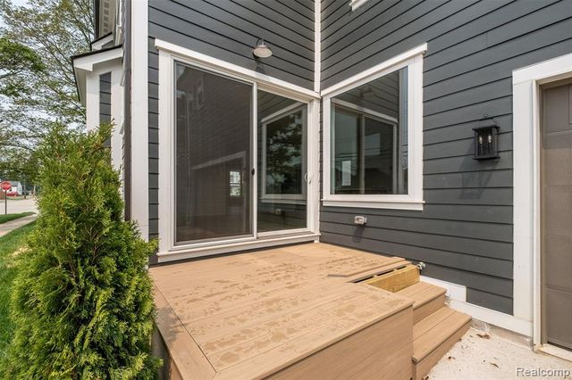 3800 Linwood Avenue, Royal Oak, MI 48073