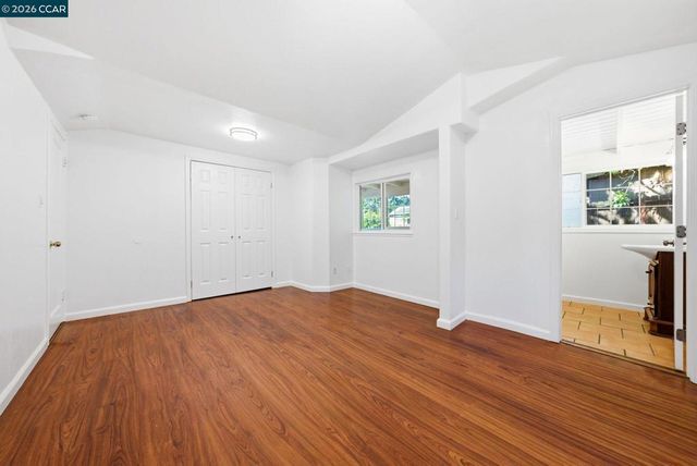 4632 Steele Street, Oakland, CA 94619