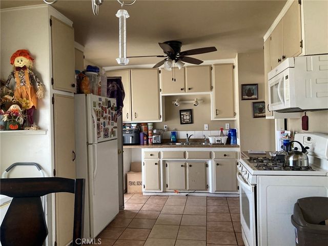 1817 Calico Drive, Barstow, CA 92311