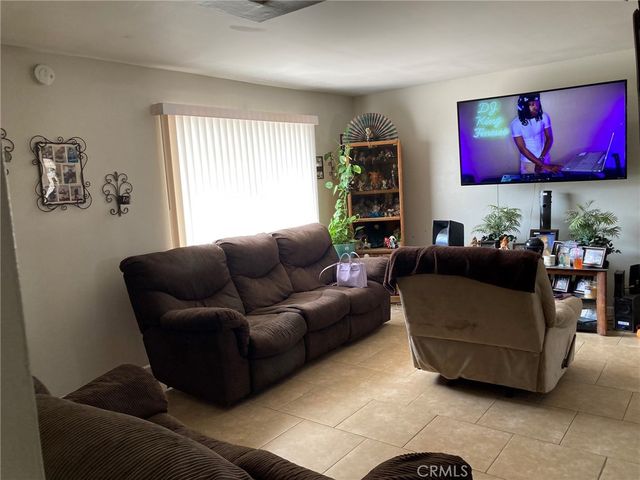 1817 Calico Drive, Barstow, CA 92311