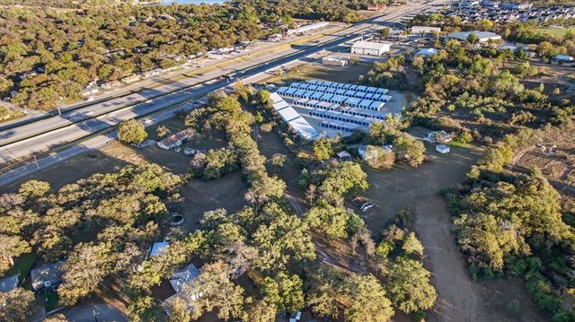 936 Southeast Parkway, Azle, TX 76020