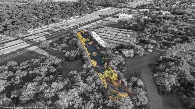 936 Southeast Parkway, Azle, TX 76020