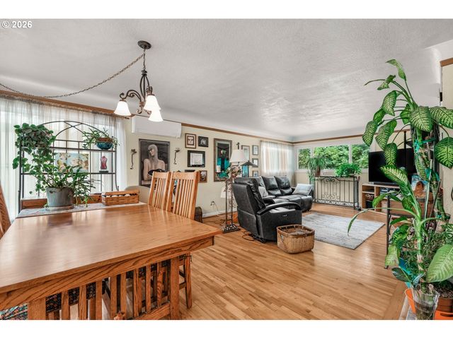 1331 K St, Washougal, WA 98671
