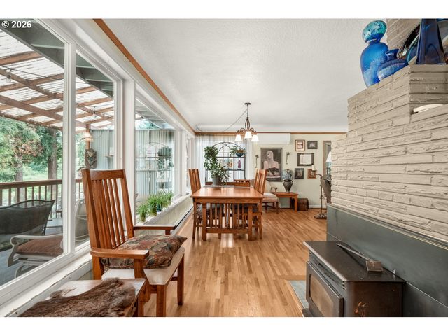 1331 K St, Washougal, WA 98671