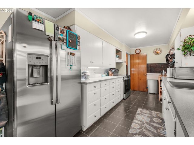 1331 K St, Washougal, WA 98671