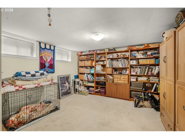 1331 K St, Washougal, WA 98671