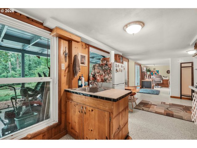 1331 K St, Washougal, WA 98671