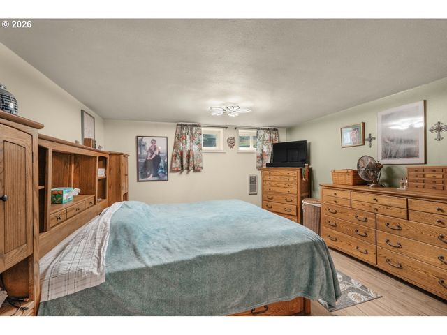 1331 K St, Washougal, WA 98671