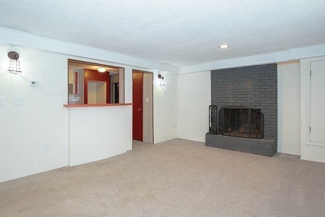 10 Brentwood Drive, Reading, MA 01867