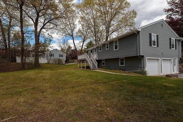 10 Brentwood Drive, Reading, MA 01867