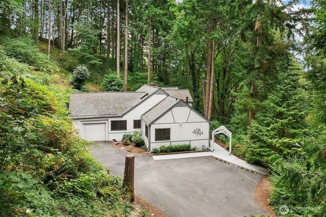 22651 SE 56th Street, Issaquah, WA 98029