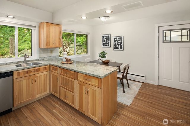 22651 SE 56th Street, Issaquah, WA 98029