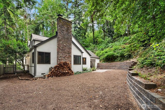 22651 SE 56th Street, Issaquah, WA 98029