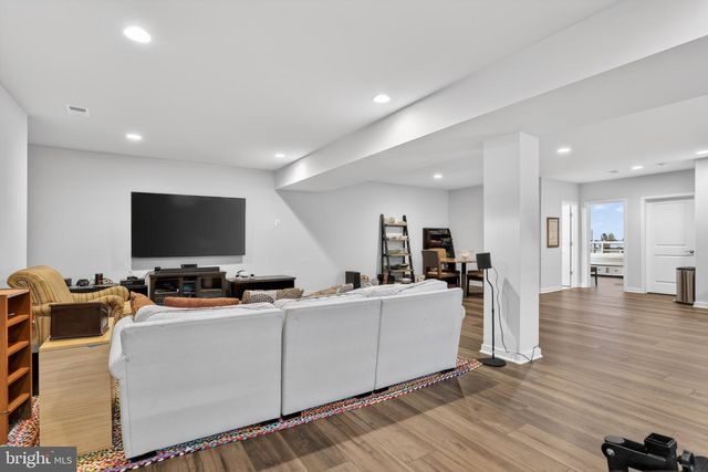 41922 SPRING AIR DR, Brambleton, VA 20148