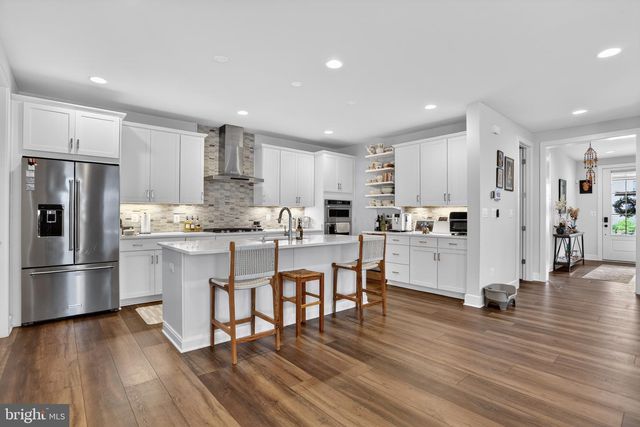 41922 SPRING AIR DR, Brambleton, VA 20148