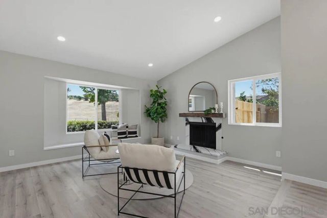 1671 N Ash, Escondido, CA 92027