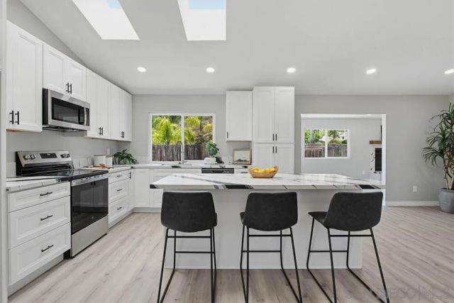1671 N Ash, Escondido, CA 92027