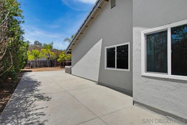 1671 N Ash, Escondido, CA 92027