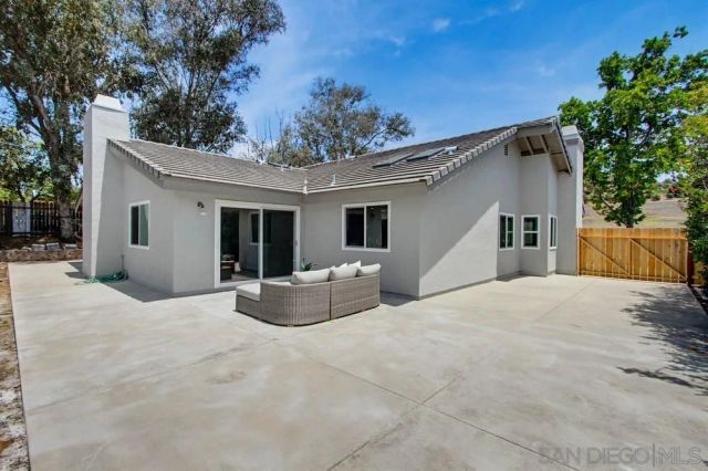 1671 N Ash, Escondido, CA 92027