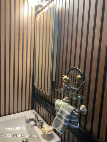 8093 BREEZY POINT Road E, Melrose, FL 32666