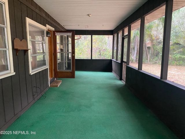 8093 BREEZY POINT Road E, Melrose, FL 32666