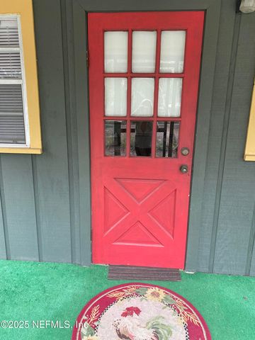 8093 BREEZY POINT Road E, Melrose, FL 32666