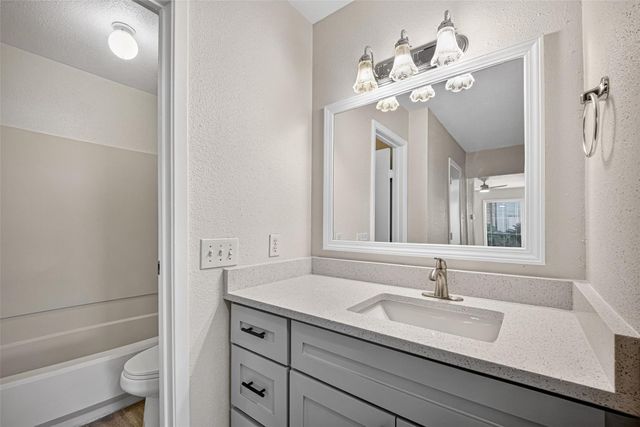 15534 Zabolio Drive 143, Houston, TX 77598