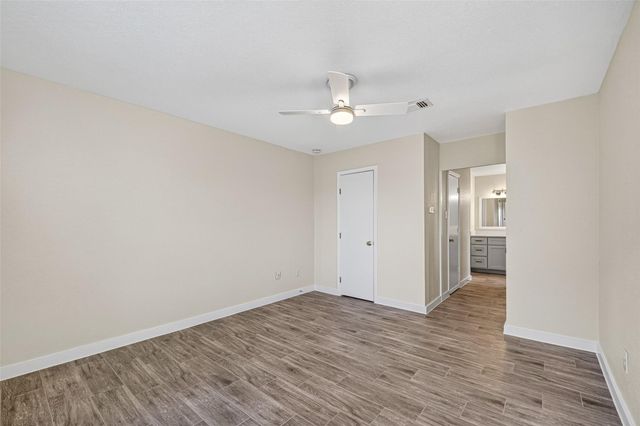 15534 Zabolio Drive 143, Houston, TX 77598