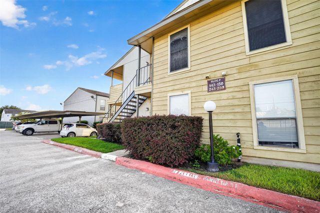 15534 Zabolio Drive 143, Houston, TX 77598